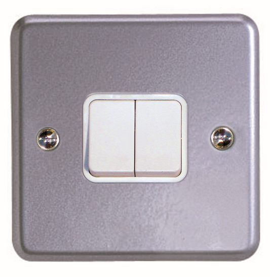 MK G-4472ALM 2GANG 2WAY SWITCH