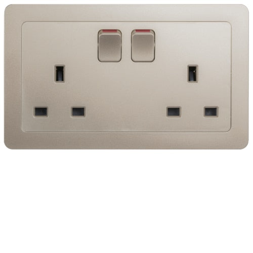 HAGER INSPIRE WGCXS213SEG 2X13A SWITCHSOCKET EG