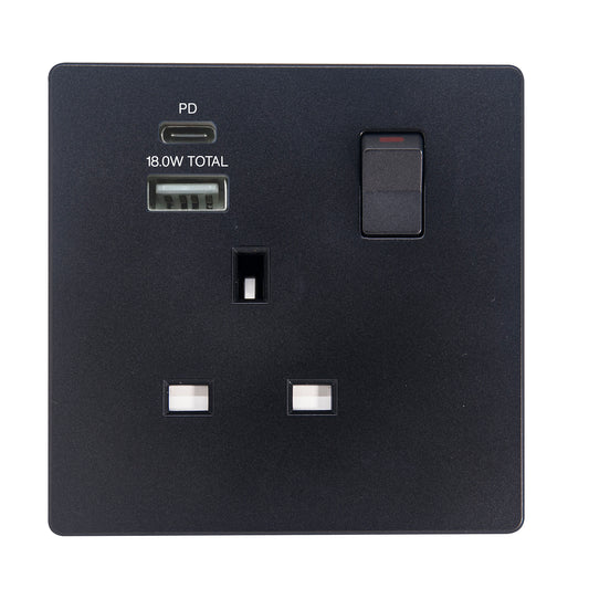 MK W2757UACMBK 1X13A SSO WITH USB(A+C) SPACE BLACK
