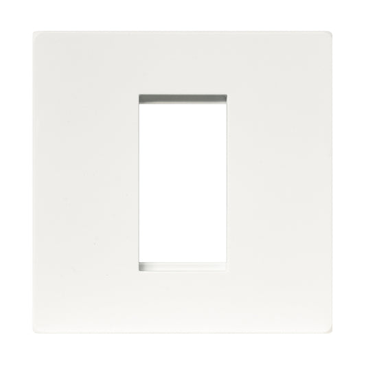 MK W5450WHI 1M EURO FRONT PLATE